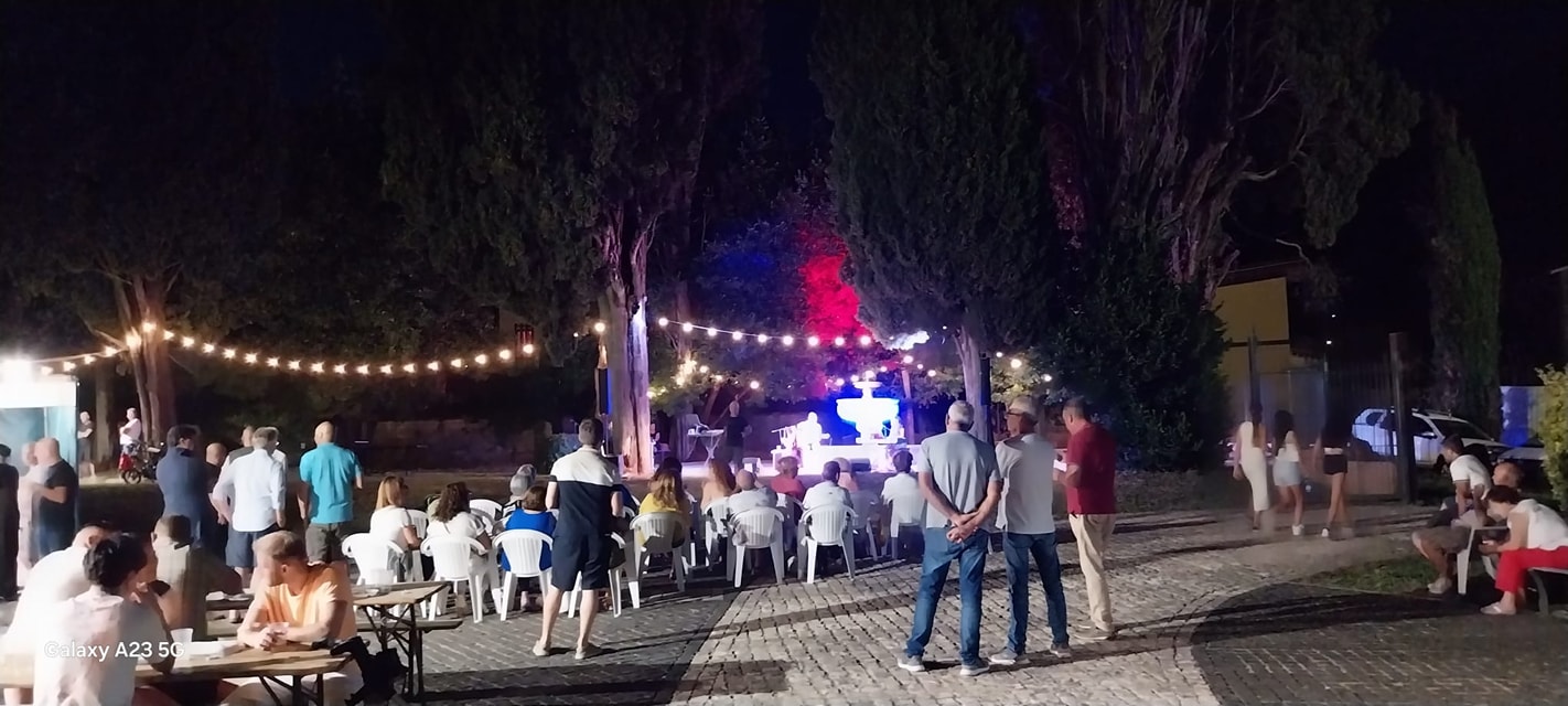 Musica, arte e gastronomia al giardino del Teatro