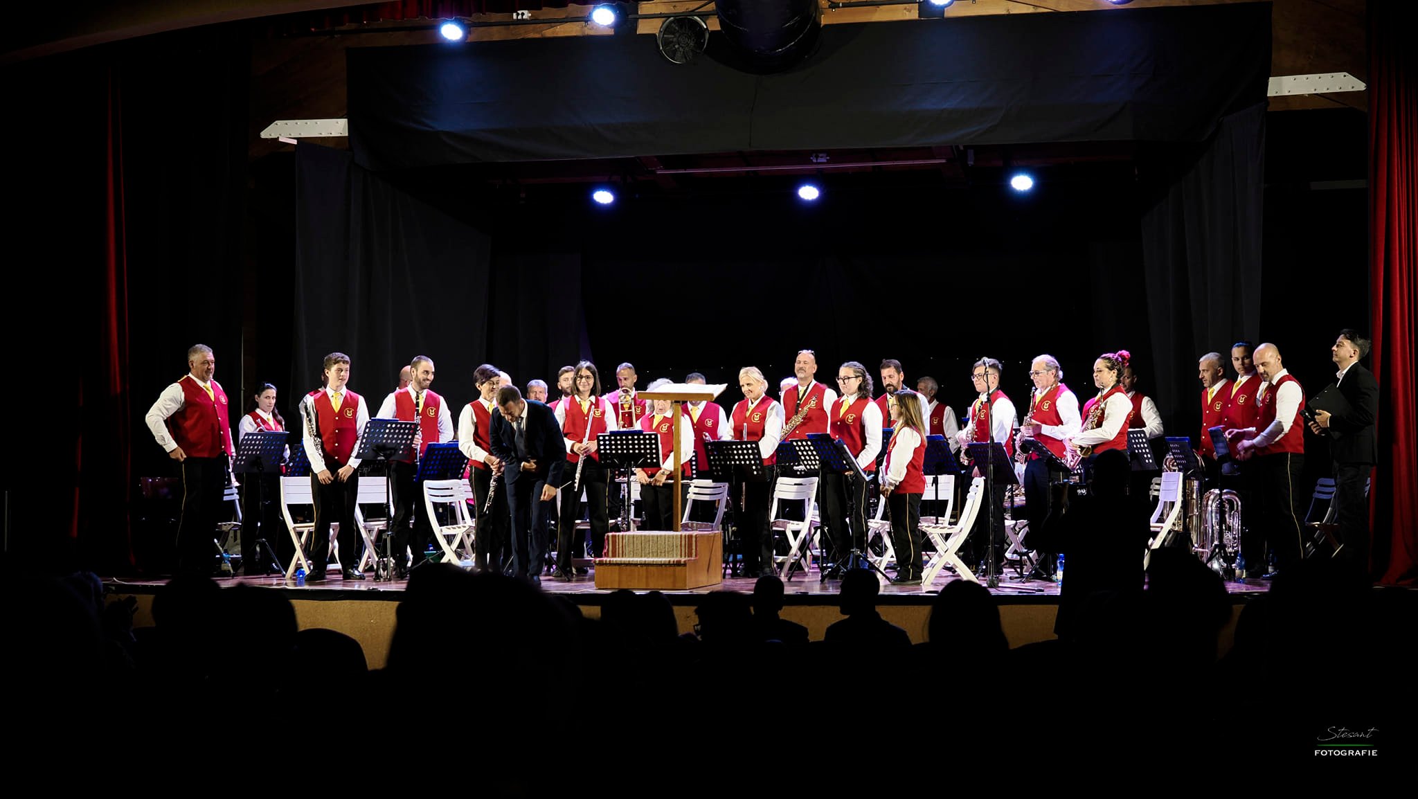 LA BANDA CITTÀ DI CAVE CELEBRA LA MUSICA: DUE GIORNI DI EMOZIONI PER SANTA CECILIA